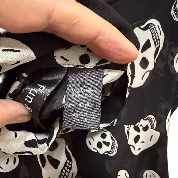 Fun and Flirt Womens S Black Skull Print Sheer Hi-Low Long Sleeve Blouse - Picture 12 of 13